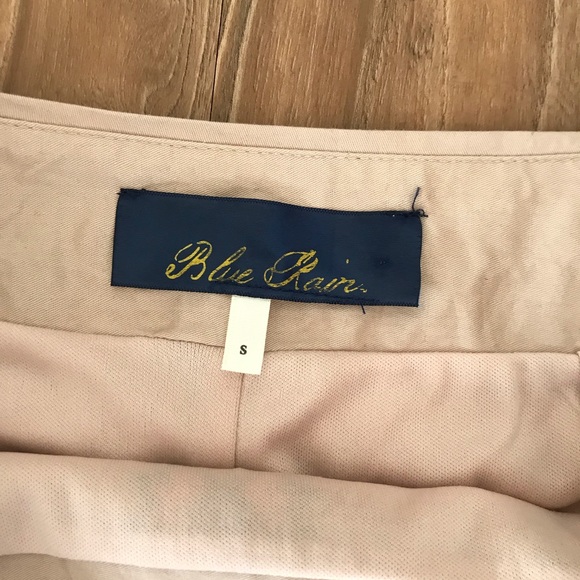 Mini skirt - Picture 3 of 3